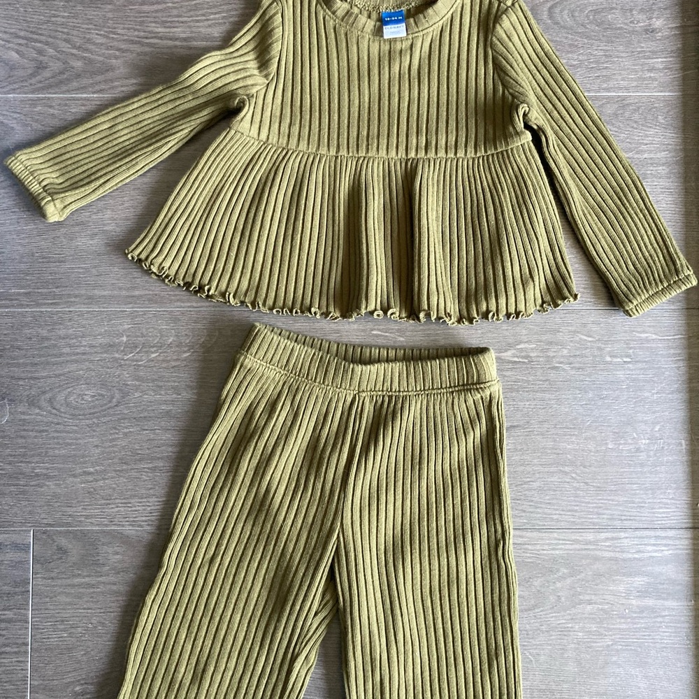 Old Navy Olive Green Ribbed Knitwear